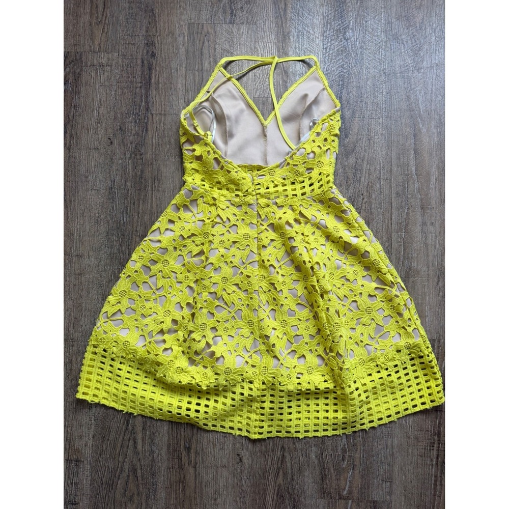 Lovers + Friends Neon Yellow Floral Lace Mini Dress Size S Cross Back A-Line - Picture 9 of 9
